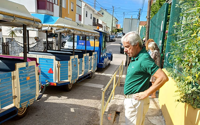 Passeio no Trem Turístico promovido pelo Rotary Club de Setúbal aos alunos da Escola Primária das Manteigadas