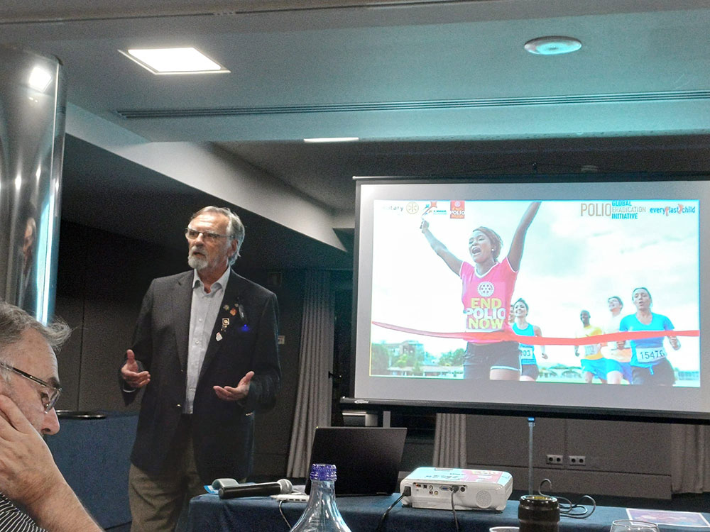 Jantar/palestra de celebração do Dia Mundial de Combate à Polio